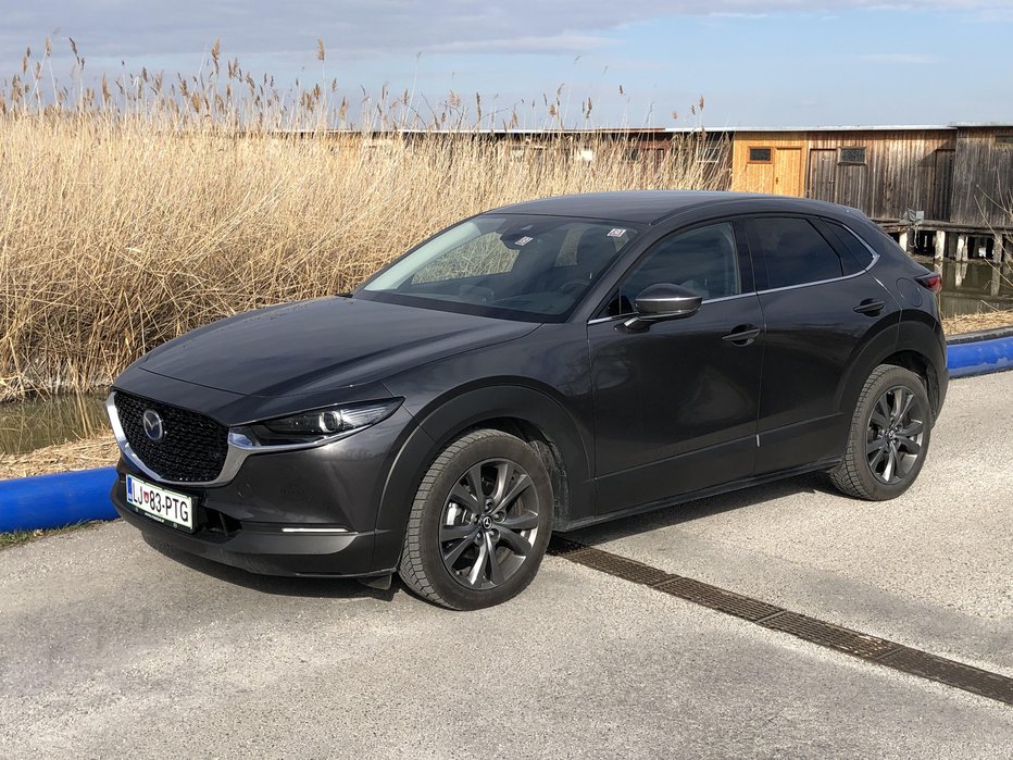 Fotografija: Mazda CX-30 je avtomobil, ki ni samo za v mesto. FOTO: Aljaž Vrabec