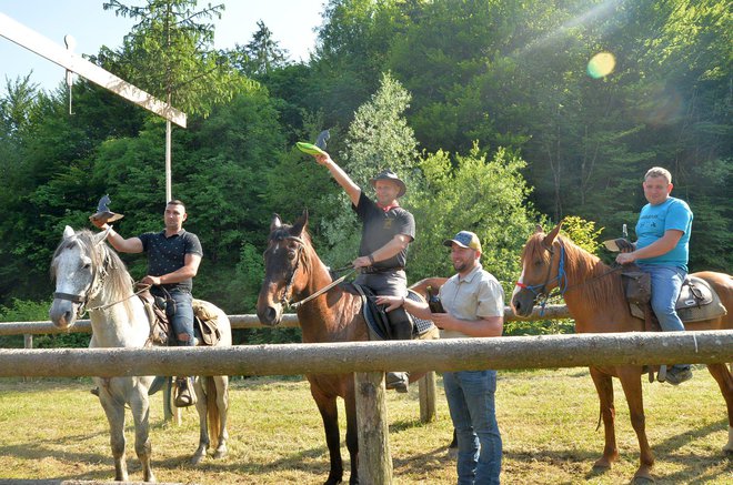 Najboljši trije v nabadanju