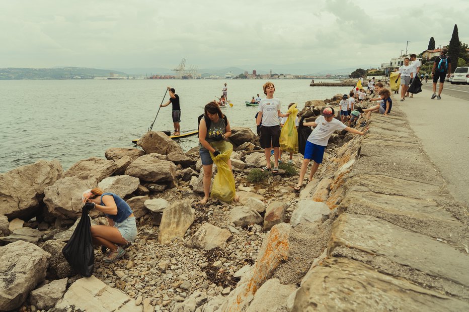 Fotografija: Pljunili so v roke. FOTO: Alen Vouk