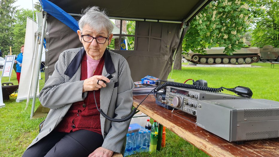 Fotografija: Radioamaterstvo je čudovit hobi, ki se usidra globoko v dušo in srce. FOTOGRAFIJE: Radioklub Maribor