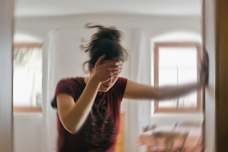 Fotografija: Večina epileptikov ne zna napovedati, kdaj se bo zgodil napad. FOTO: Tunatura,Getty Images