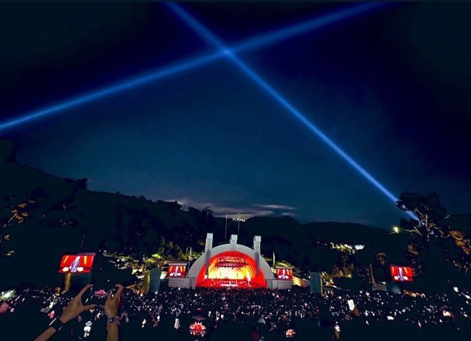 Dvorano Hollywood Bowl je napolnil do zadnjega kotička. FOTO: Osebni arhiv