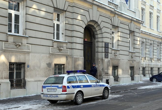 Sodijo mu na mariborskem okrožnem kazenskem sodišču, preti mu od 15 do 30 let zapora. FOTO: Tadej Regent