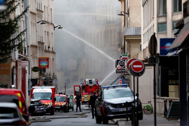 V velikem požaru je bilo več kot 30 poškodovanih. FOTO: Gonzalo Fuentes Reuters