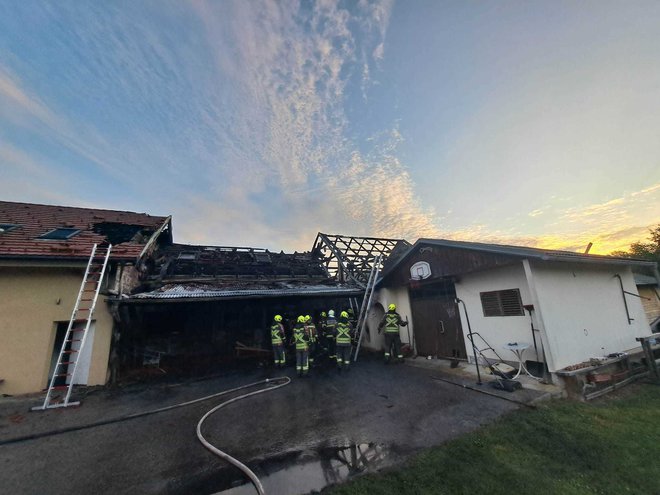 Požar na gospodarskem poslopju. FOTO: PKD Tržec