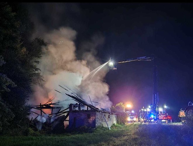 Poškodovan je del ostrešja stanovanjske hiše. FOTO: GE Ptujska Gora