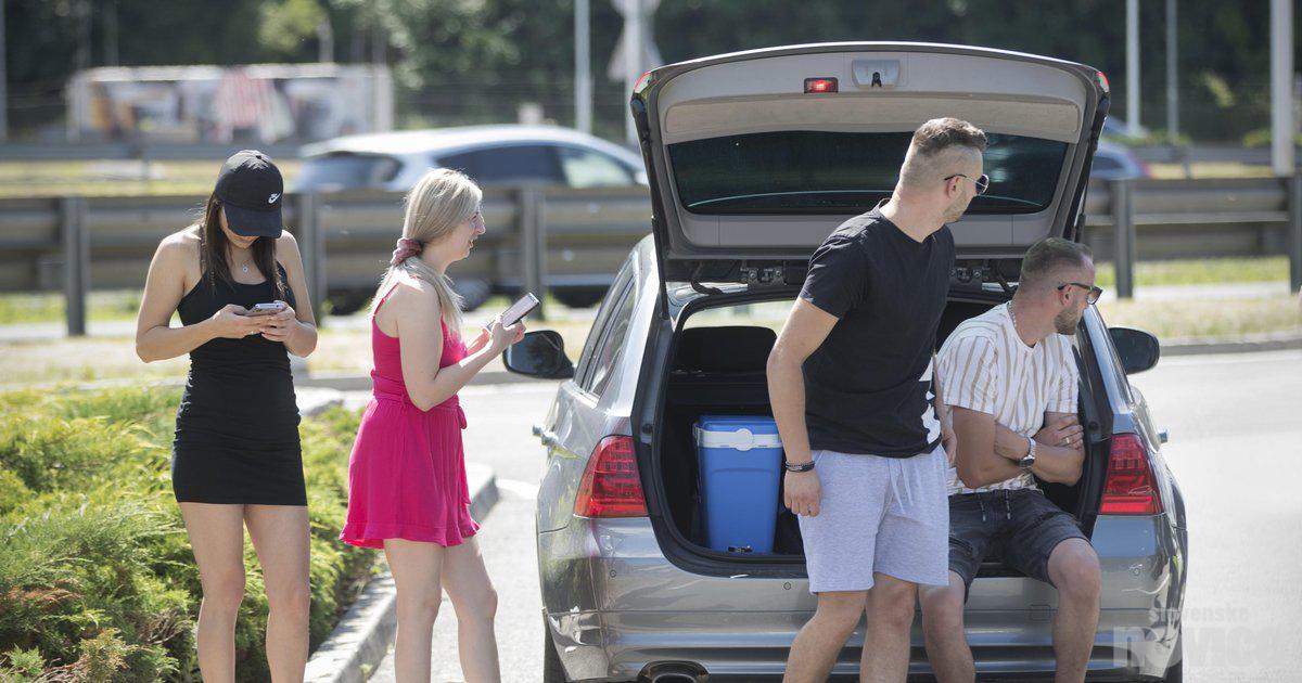 Leggi alcuni consigli prima di partire per una vacanza in auto