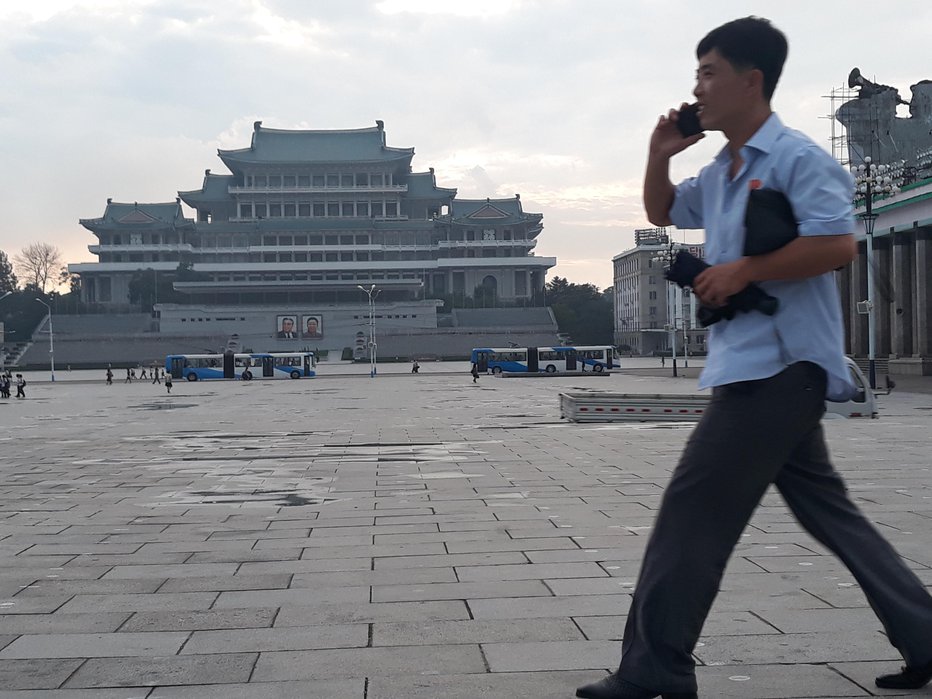 Fotografija: Severna Koreja, Pjongjang. Fotografija je simbolična. FOTO: Videmšek Boštjan