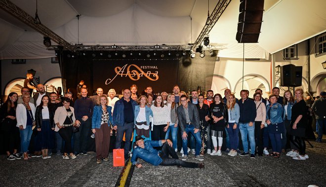 Brez Vlada Kreslina ni največjih festivalov pri nas – tokrat v družbi sponzorja Tenzor. FOTO: MP Produkcija/pigac.si