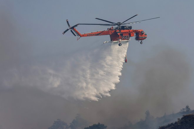 V Grčiji se razmere nekoliko umirjajo. FOTO: Nicolas Economou, Reuters