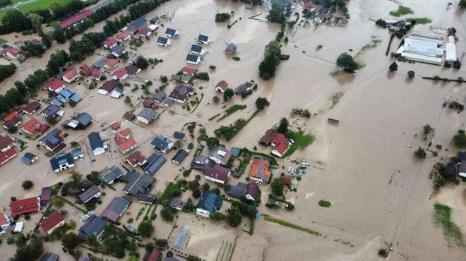 Zračni posnetki poplav na območju Mozirja FOTO: Gasilci Mozirje/STA