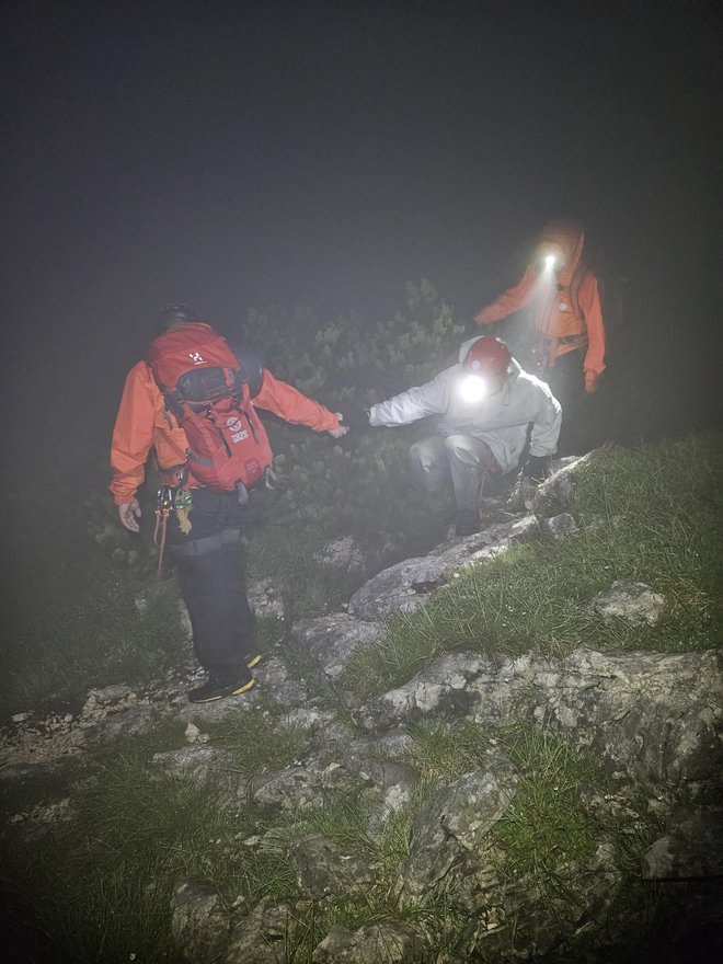 Tudi ponoči so bili v akciji. FOTO: Grzs In Slovenska vojska