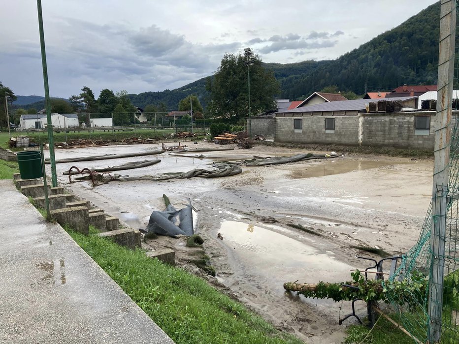 Fotografija: Opustošilo je tudi v Mozirju. Foto: Facebook ND Mozirje