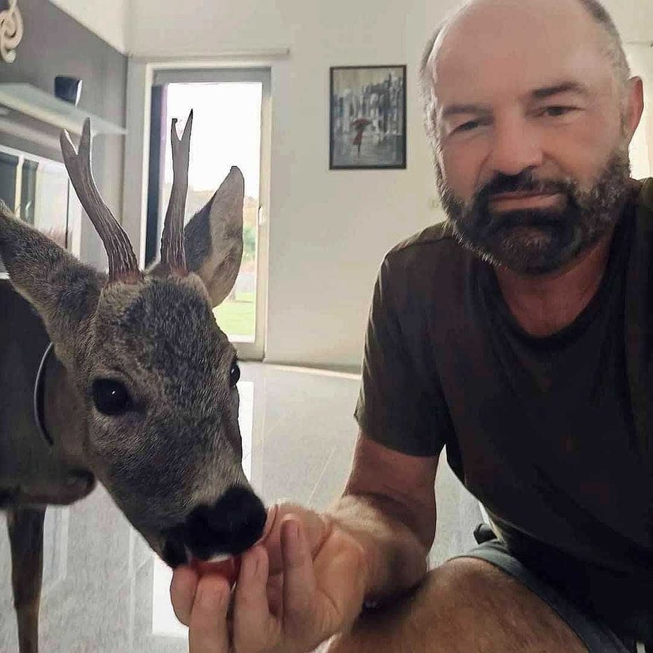 Fotografija: Jan upa, da bosta do zime z Miškom že pod domačo streho. FOTOGRAFIJE: Osebni arhiv