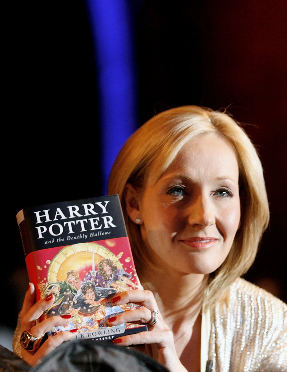 Fotografija: Pisateljica J. K. Rowling se je zaradi svojih izjav znašla na črnem seznamu. FOTO: Alessia Pierdomenico/Reuters