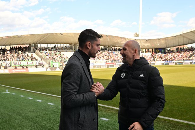 Albert Riera po šampionski sezoni z Olimpijo na celjski klopi izziva mariborskega kolega Damirja Krznarja. FOTO: Marko Pigac/mp Produkcija, pigac.si