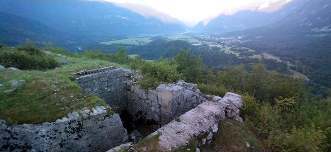 Topniški položaj Čelo