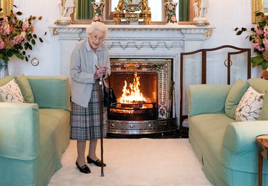 Fotografija: Zadnja uradna fotografija Elizabete II. je nastala dva dni pred njeno smrtjo. FOTO: Reuters