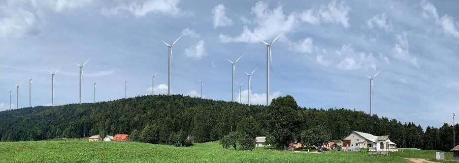 Fotografija: Tako podobo naj bi imeli po simulaciji postavitve vetrnih elektrarn na Pohorju. FOTO: simulacija