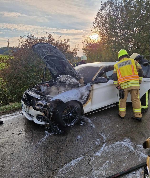 Fotografija: Tudi gmotna škoda bo velika. FOTO: S.c.