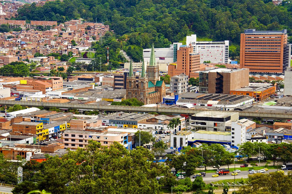 Fotografija: Z njo se lahko pohvali kolumbijsko mesto Medellin. FOTO: Sevenkingdom, Getty Images