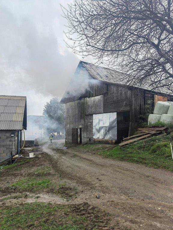 Gasilci so preprečili še večjo materialno škodo. FOTO: Pgd Brezno-podvelka