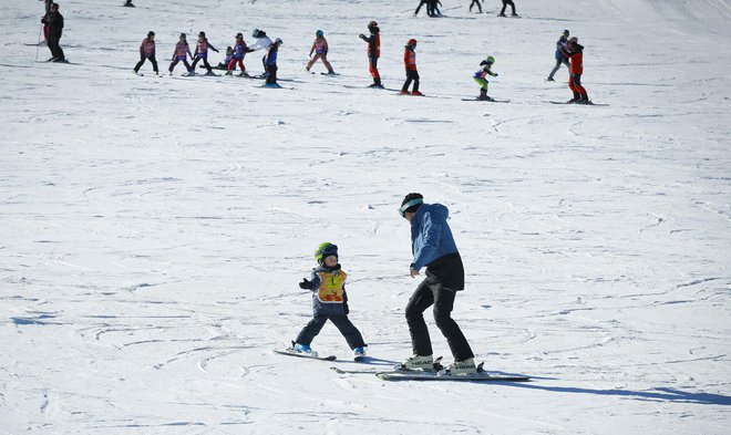 Če si želite zaslužiti drago vozovnico, boste potrebovali veliko kardio vzdržljivosti. In če želite svoje srce in telo pripraviti na dolgotrajno smučanje, mora vaš kardio program vključevati: FOTO: Jože Suhadolnik