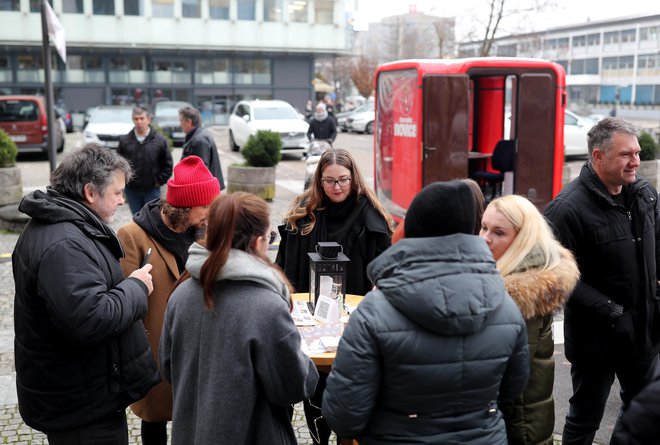 Utrinek iz predprazničnega druženja  FOTO: Blaž Samec