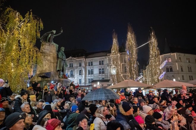 Utrinek iz Miklavževega tradicionalnega sprevoda v Ljubljani