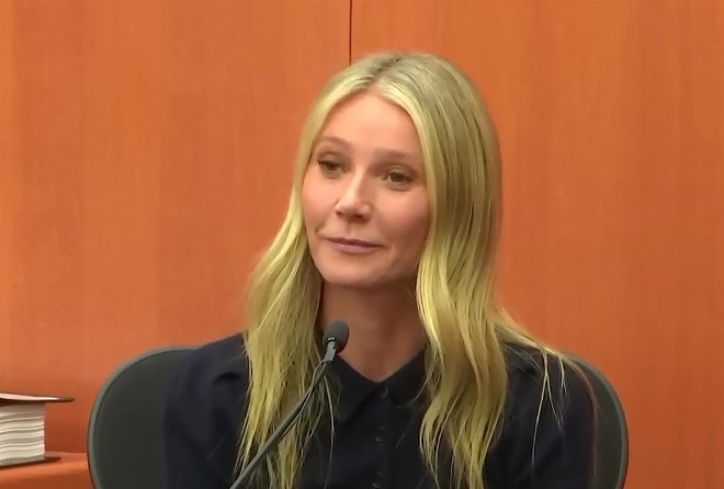 SOJENJE GWYNETH: Če smo leta 2022 spremljali sojenje Johnnyja Deppa in Amber Heard, je leta 2023 med sodnijskimi peripetijami prevladovalo zanimanje za sojenje Gwyneth Paltrow, ki naj bi poškodovala upokojenega optika Terryja Sandersona, ki jo je tožil za 272 tisoč evrov. Ona ga je v zameno tožila za en sam dolar, rekoč, da jo je pravzaprav on poškodoval, in zmagala. FOTO: Profimedia