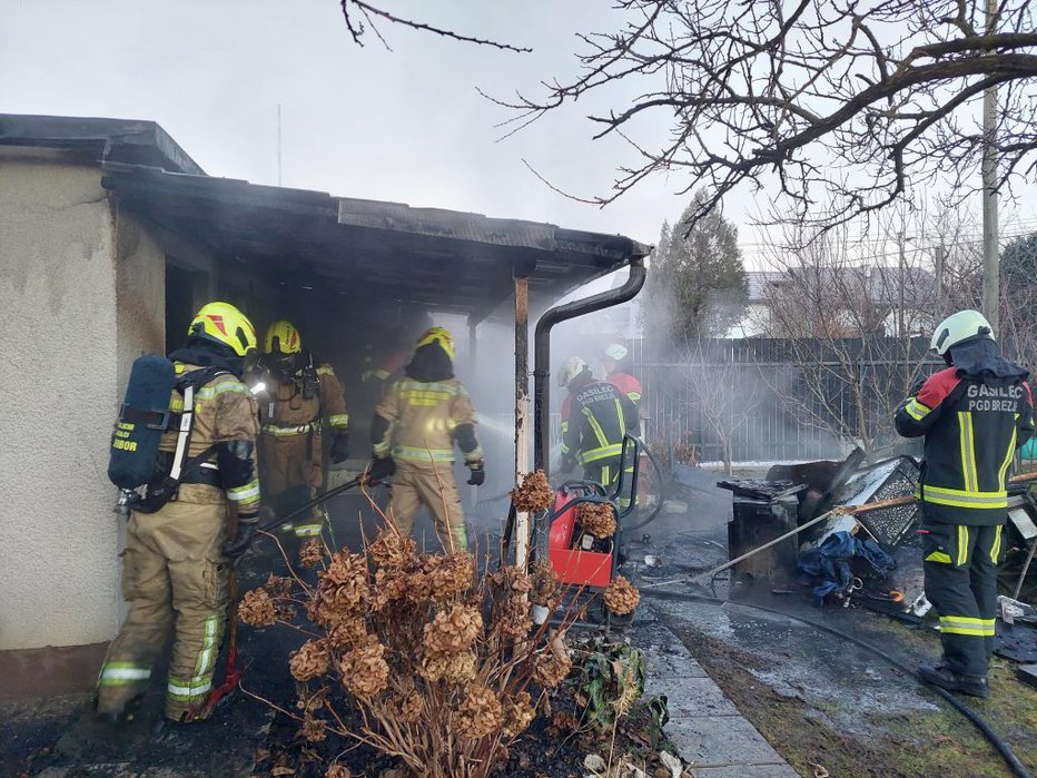 Fotografija: Tuja krivda za nastanek požara je izključena. FOTO: Pgd Brezje