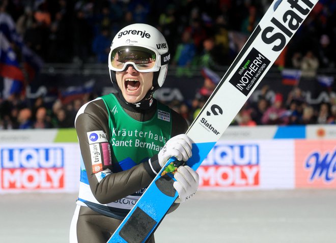 Po dobrih skokih Anže Lanišek ne skriva svojih čustev. FOTO: Borut Živulović/Reuters