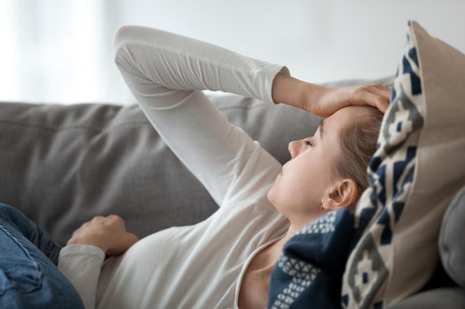 Nepremagljiva utrujenost je lahko posledica slabega delovanja jeter.  FOTO: Gettyimages