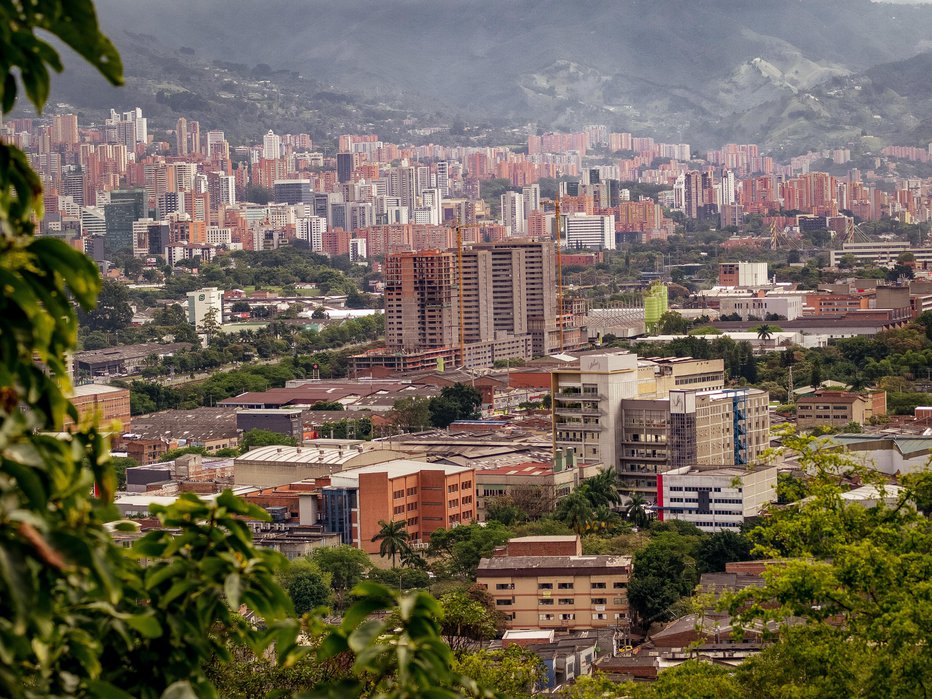 Fotografija: Ko so jo izpustili iz zapora, se je vrnila v kolumbijski Medellin, kjer je leta 2012 tudi umrla. FOTO: Natalia Schuchardt/Getty Images