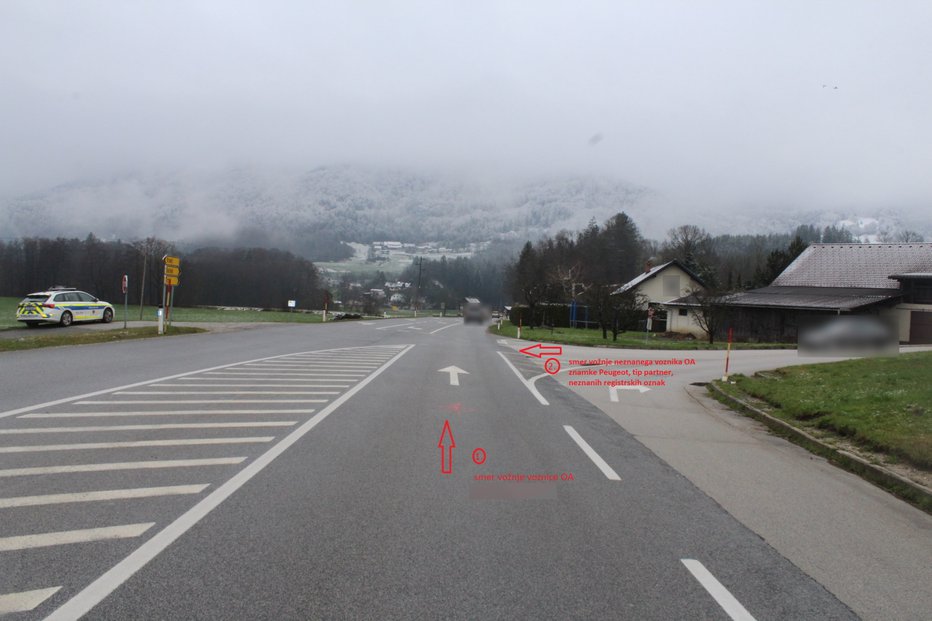 Fotografija: Zgodilo se je okoli 6.30 na območju naselja Goriče. FOTO: Pu Kranj