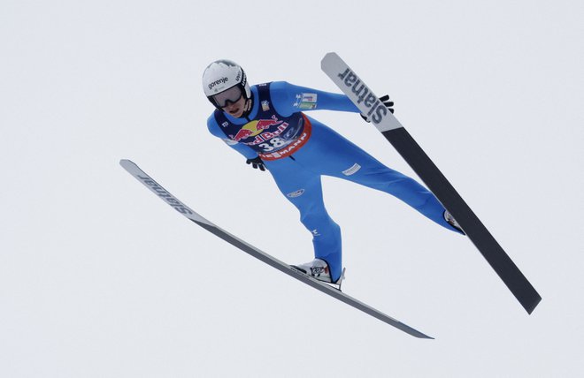 V tej sezoni je Peter Prevc večkrat spomnil na svoje zlate čase.

FOTO: Leonhard Foeger/Reuters