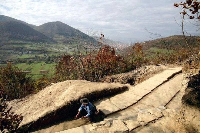 Vznožje piramide Sonca FOTO: Osebni arhiv