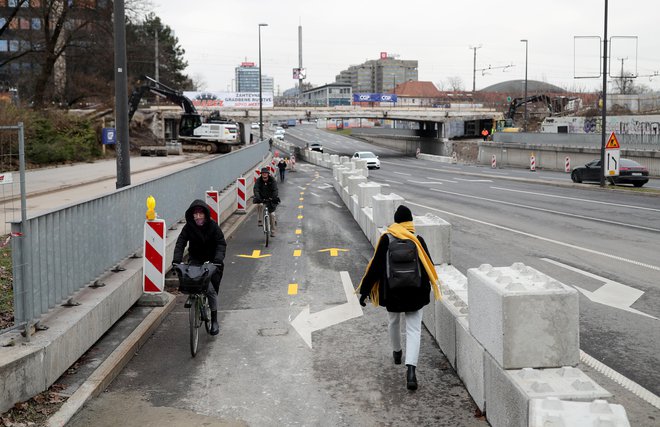 Zapora Dunajske ceste zaradi prenove železniškega nadvoza 08.01.2024 FOTO: Blaz Samec