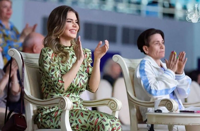 Fotografija: Alina Kabajeva. Olimpijska ritmična gimnastičarka in nekdanja ljubica Vladimirja Putina, skupaj naj bi imela dva otroka. FOTO: Zajem Zaslona Instagram