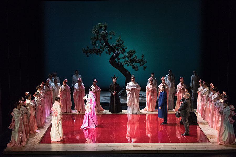 Fotografija: Zgodilo se je na zadnji predstavi Madama Butterfly v SNG Opera in balet Ljubljana. FOTO: Darja Štravs Tisu