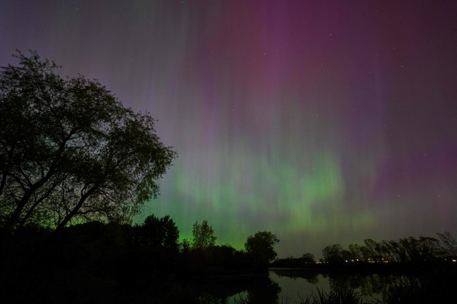 Čudoviti severni sij.arely in southern Ontario. FOTO: Geoff Robins Afp