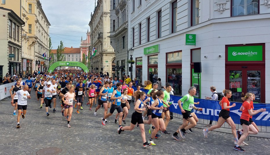 Fotografija: Tek trojk - Ljubljana 06.05.2023 FOTO: Blaz Samec