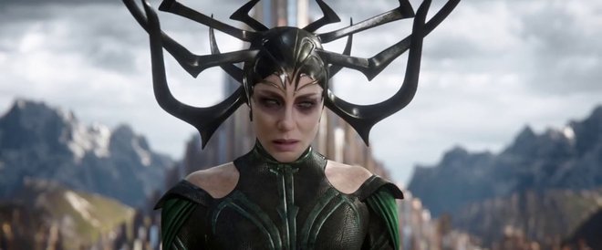 V filmu Thor: Ragnarok je igrala Helo, nemilostno boginjo smrti. FOTO: Profimedia