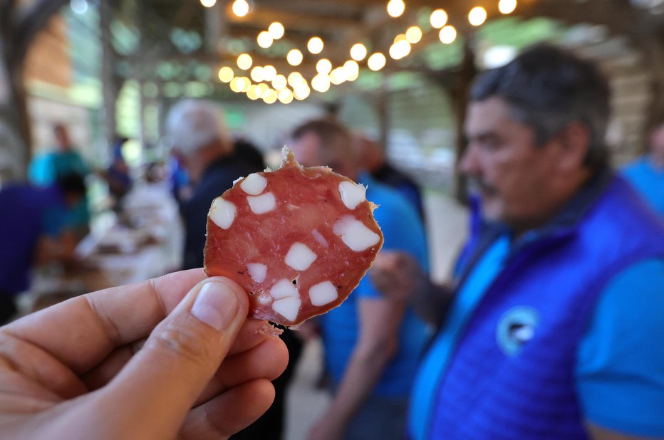 Fotografija: Rezina salame, ki je osvojila prvo mesto, je videti takole. FOTOGRAFIJE: Dejan Javornik