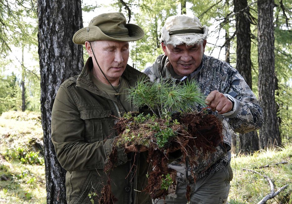 Fotografija: Putin in Šojgu na lovu v Sibiriji. FOTO: Alexey Nikolsky Afp