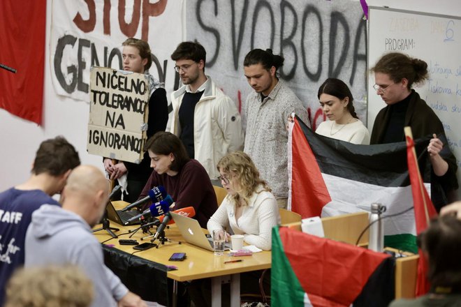 FDV študentski protest Palestina FOTO: Črt Piksi