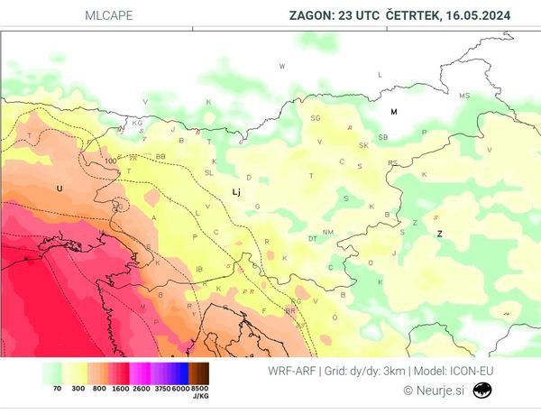 Neurje.si je včeraj izdalo 1. stopnjo nevarnosti za zahod države. FOTO: Neurje.si Facebook