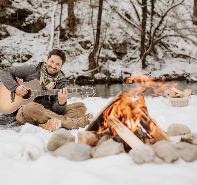 Dobro opremljen je tudi za življenje v divjini. FOTO: osebni arhiv/instagram