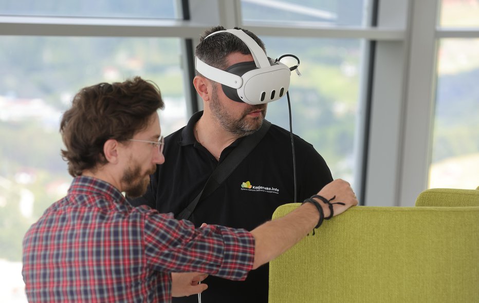 Fotografija: V 10-minutnem svetu virtualne resničnosti, ki bo stala tri evre, bo obiskovalec poletel nad Rogaško Slatino. FOTOGRAFIJE: Dejan Javornik