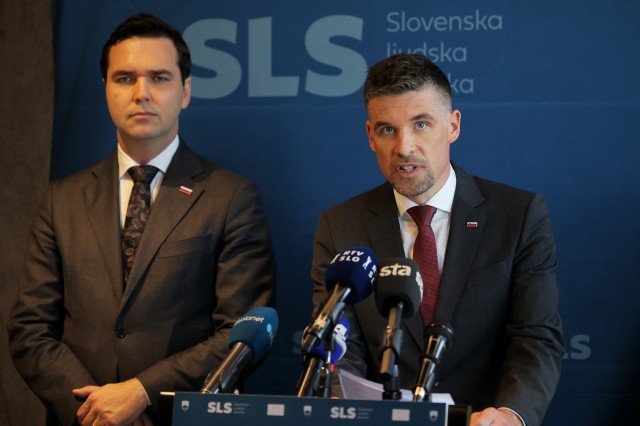 V SLS menijo, da bi nova ureditev pripeljala do večje centralizacije Slovenije FOTO: Daniel Novakovič/sta Delo